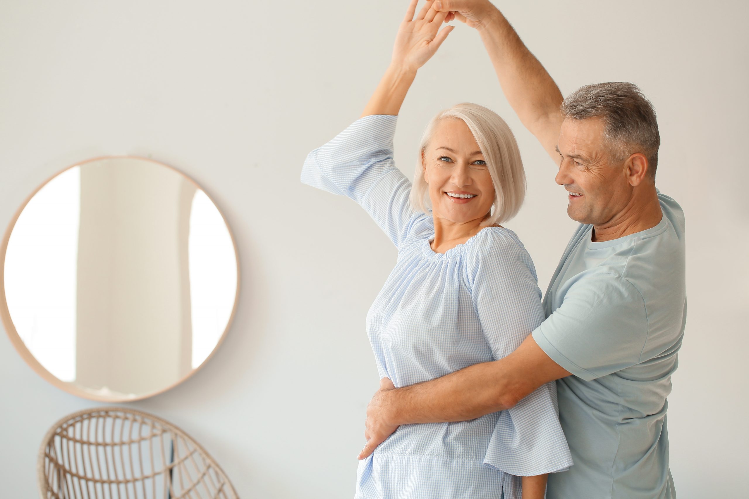 couple dancing